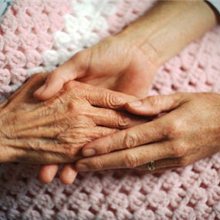 Villanova d’Albenga, "Gli Amici di Babouche" mettono in scena lo spettacolo "Alzheimer - Più è strano più ne parliamo" Villanova d’Albenga, "Gli Amici di Babouche" mettono in scena lo spettacolo "Alzheimer - Più è strano più ne parliamo"