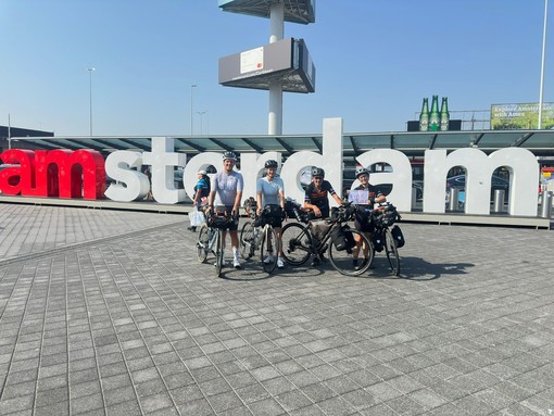 Amsterdam – Albenga: il viaggio “Back Home” dieci anni dopo per un grande progetto solidale