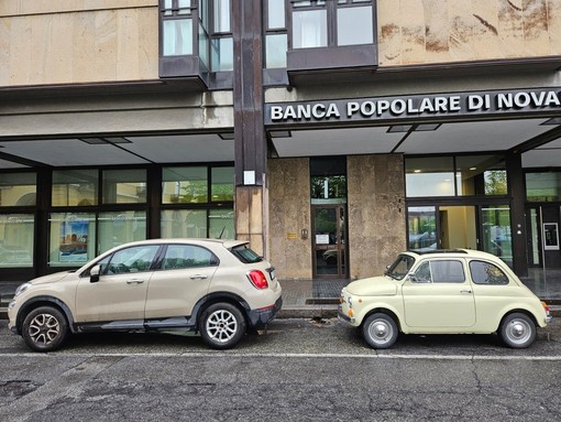 In foto la differenza tra la Fiat 500 di ieri e di oggi