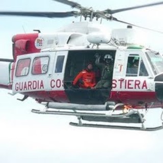 Murialdo : uomo cade dal tetto in elicottero al Santa Corona