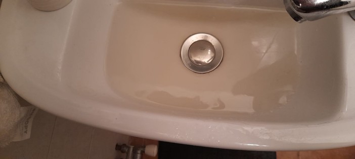Cengio, acqua sporca dai rubinetti: preoccupazione tra i residenti