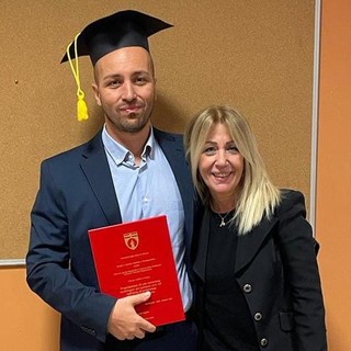 4 lauree in 17 anni, la storia di Alessio Palo: "L'ospedale di Savona ha delle potenzialità, vogliamo far vedere che ha competenze" 4 lauree in 17 anni, la storia di Alessio Palo: "L'ospedale di Savona ha delle potenzialità, vogliamo far vedere che ha competenze"