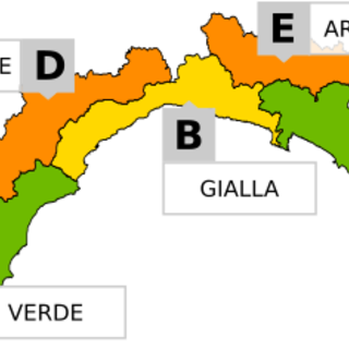 Il meteo torna a far paura: l'ARPAL conferma l'allerta nivologica fino alle 15 e il rischio per vento