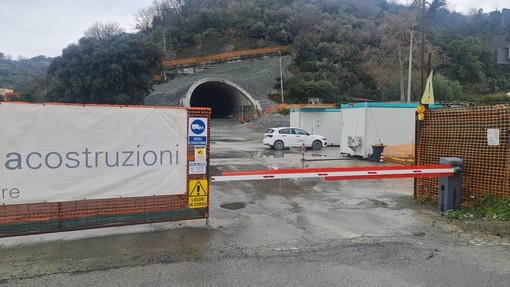 Aurelia Bis, incontro sindacati-Hub Savona: i lavoratori senza stipendi e cassa edile: &quot;Situazione disastrosa&quot;