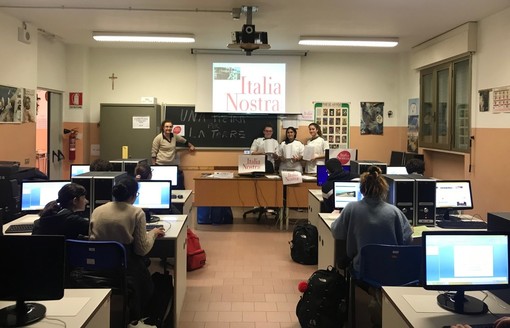 Oltre 450 interviste per indagare sulla motivazione e sulla conoscenza dei "tesori" di Alassio Oltre 450 interviste per indagare sulla motivazione e sulla conoscenza dei "tesori" di Alassio