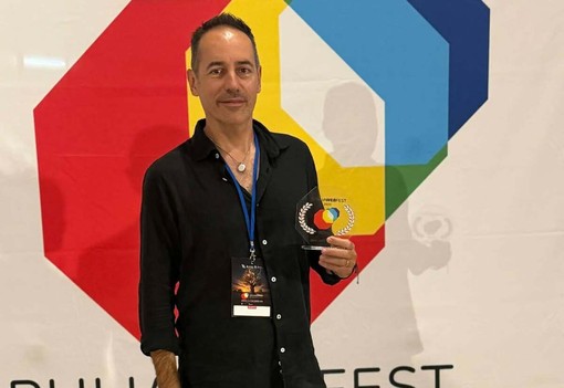 "L’Ombra del Gigante" conquista il premio per il miglior documentario all’Apulia Web Fest "L’Ombra del Gigante" conquista il premio per il miglior documentario all’Apulia Web Fest