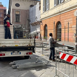Fior d’Albenga, in piazza San Michele arriva un vero treno Fior d’Albenga, in piazza San Michele arriva un vero treno