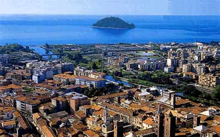 Progetto Liguria, i complimenti del Genoa al Comune di Albenga Progetto Liguria, i complimenti del Genoa al Comune di Albenga