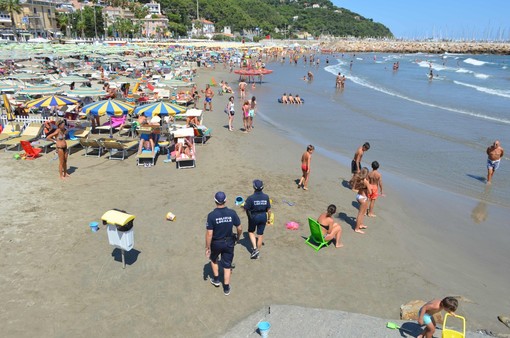 Andora firma con la Prefettura il protocollo Spiagge Sicure Andora firma con la Prefettura il protocollo Spiagge Sicure
