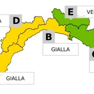 Maltempo, nuova allerta gialla per neve