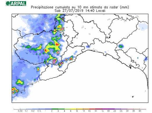 Maltempo, scattata alle ore 15 l'allerta per temporali