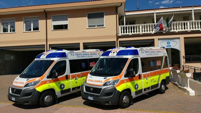 Croce Bianca Andora: rinnovato il direttivo per il biennio 2017/2019 Croce Bianca Andora: rinnovato il direttivo per il biennio 2017/2019