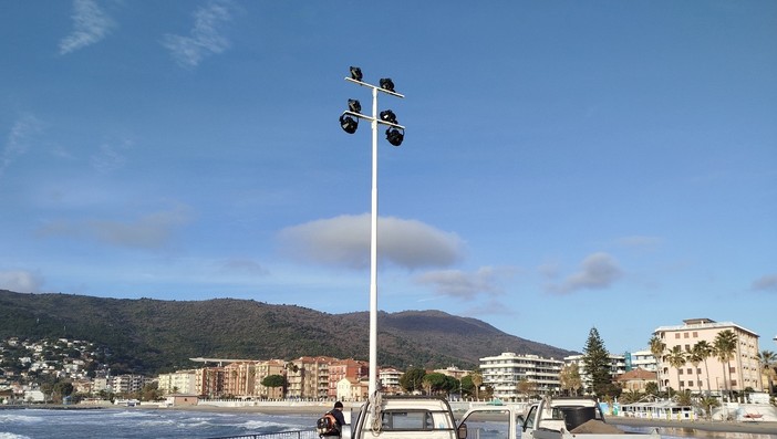 Ad Andora un’area per la pratica del surf in notturna: l'inaugurazione sabato 22 febbraio Ad Andora un’area per la pratica del surf in notturna: l'inaugurazione sabato 22 febbraio