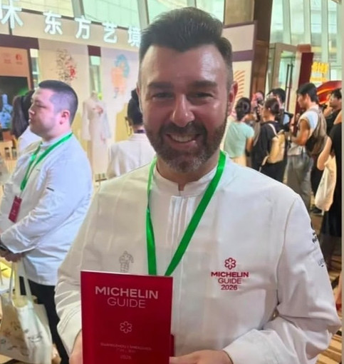 Lo chef di Valleggia Alessio Durante si aggiudica con il ristorante Opus 388 di Shenzen la prima stella Michelin Lo chef di Valleggia Alessio Durante si aggiudica con il ristorante Opus 388 di Shenzen la prima stella Michelin