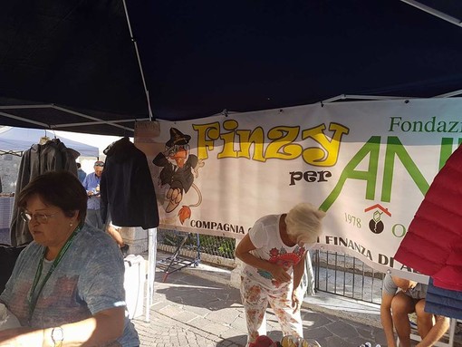 Con l'ANT solidarietà in piazza ad Albenga. Ospite il celebre comico Enzo Salvi (FOTOGALLERY E VIDEOINTERVISTE)