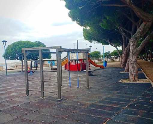 A Ceriale una nuova area giochi alla Pineta: lavori per 120mila euro