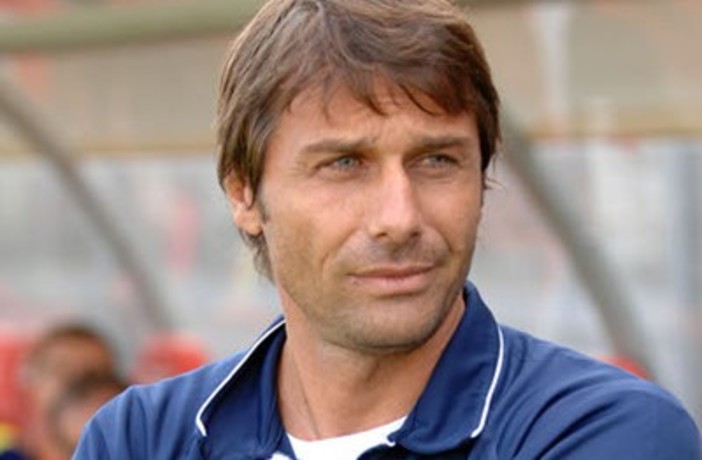 Antonio Conte allenatore del Chelsea in vacanza in Provincia di Savona Antonio Conte allenatore del Chelsea in vacanza in Provincia di Savona
