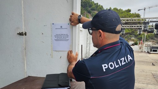 Vigilanza abusiva e musica troppo alta, sospese ad Alassio le attività serali di una spiaggia libera attrezzata