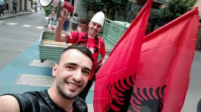 Ad Alassio comunità albanese in festa per la vittoria contro la Romania