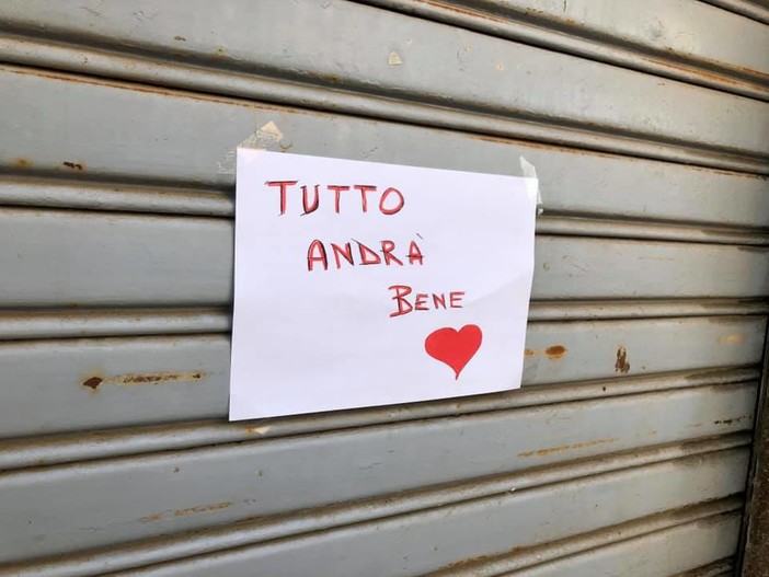 Albisola Superiore reagisce con la speranza: "Tutto andrà bene" Albisola Superiore reagisce con la speranza: "Tutto andrà bene"