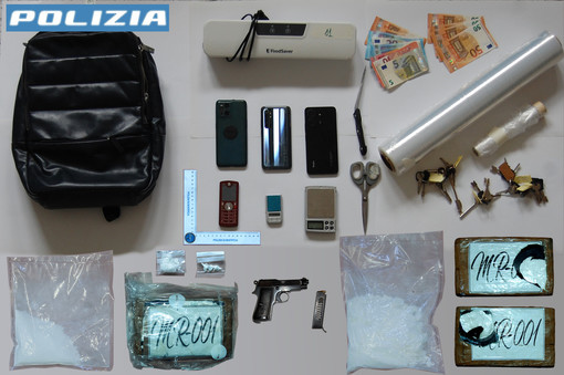 Oltre 4 kg di cocaina al bar e in casa con un possibile guadagno di 350mila euro: manette per un barista di Villapiana