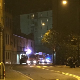 Savona, attico a fuoco in via San Michele: area sotto controllo