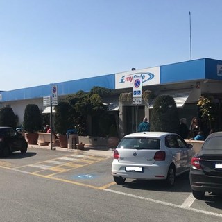 Il pasticciaccio brutto del decreto "Chiudi autogrill" diventa un punto a favore per i gestori della Torino-Savona Il pasticciaccio brutto del decreto "Chiudi autogrill" diventa un punto a favore per i gestori della Torino-Savona