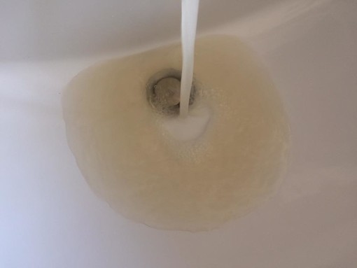 E' nato il comitato "#Emergenza idrica a Cairo": al vaglio un esposto in Procura e l'intervento del Gabibbo e delle Iene