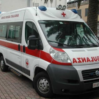 Coronavirus, l'ASD Baia del Sole Alassio-Laigueglia dona 210 mascherine alla Croce Rossa alassina Coronavirus, l'ASD Baia del Sole Alassio-Laigueglia dona 210 mascherine alla Croce Rossa alassina