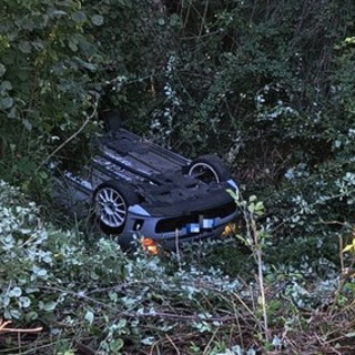 Donna investita e morta a Ferrania, smascherata una rete di corse clandestine su strade pubbliche: 17 auto sequestrate