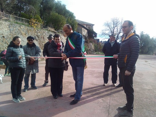 Finale, inaugurata la prima area canina "Il Giardino di Camilla" Finale, inaugurata la prima area canina "Il Giardino di Camilla"