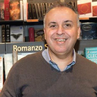 Domani a Finale "Il venditore di bibite", il nuovo romanzo di Achille Maccapani