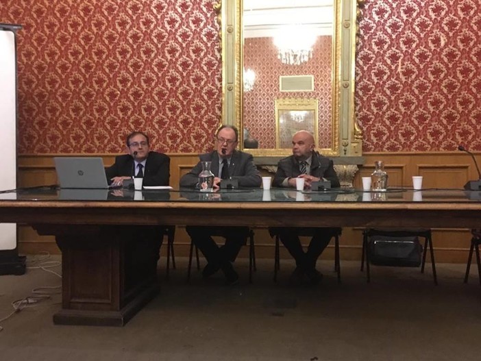 Savona, "Almeno un attimo", musica e solidarietà insieme per l'acquisto di un’incubatrice Savona, "Almeno un attimo", musica e solidarietà insieme per l'acquisto di un’incubatrice