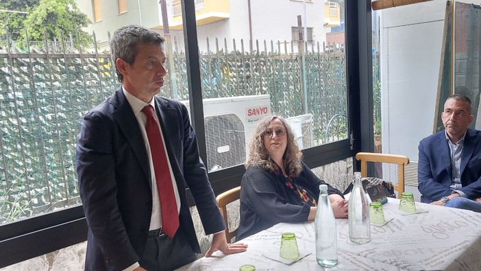 Orlando (Pd) a Celle: "Utilizzato questo territorio in modo feudale. I nomi vengono dopo, manca la coalizione" (FOTO E VIDEO) Orlando (Pd) a Celle: "Utilizzato questo territorio in modo feudale. I nomi vengono dopo, manca la coalizione" (FOTO E VIDEO)