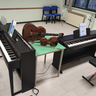 “Concerto degli Auguri”, si esibiscono gli alunni del Percorso ad Indirizzo Strumentale dell’Istituto Comprensivo di Cairo “Concerto degli Auguri”, si esibiscono gli alunni del Percorso ad Indirizzo Strumentale dell’Istituto Comprensivo di Cairo