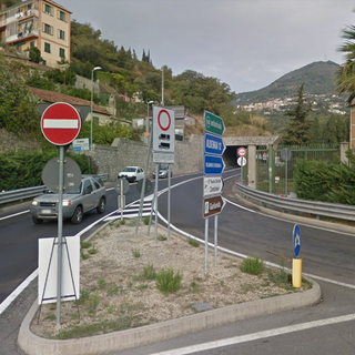 Alassio, Anas risponde a Melgrati sull'Aurelia Bis: "Disponibili sin da subito per azioni rafforzative sulla segnaletica stradale" Alassio, Anas risponde a Melgrati sull'Aurelia Bis: "Disponibili sin da subito per azioni rafforzative sulla segnaletica stradale"