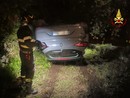 Sbanda con l'auto e finisce cappottato fuori strada: soccorsi nella notte a Orco Feglino