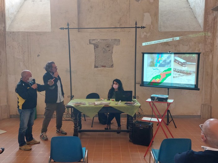 L'alluvione al Santuario e il sangue freddo dell'autista Tpl: "Mi sono visto passare la vita davanti, ho agito immediatamente" (FOTO E VIDEO) L'alluvione al Santuario e il sangue freddo dell'autista Tpl: "Mi sono visto passare la vita davanti, ho agito immediatamente" (FOTO E VIDEO)