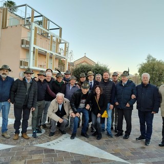 Albenga, gli Alpini donano 7mila euro in beneficenza