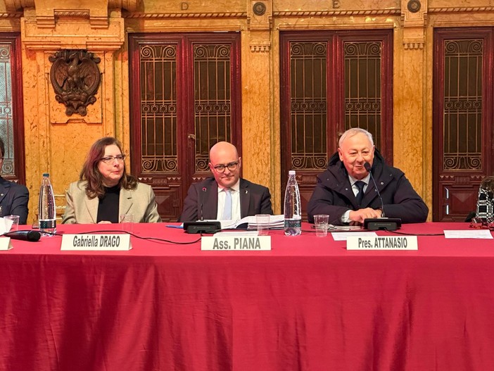 La Regione pronta ad attivare 13 milioni per le imprese interessate ad investimenti nell'economia circolare La Regione pronta ad attivare 13 milioni per le imprese interessate ad investimenti nell'economia circolare