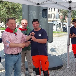 Guerra in Ucraina, il sindaco di Skhidnytsia e l’accoglienza dei connazionali: “Aiutiamo più di 3500 profughi da Mariupol e Berdyansk” (FOTO E VIDEO)