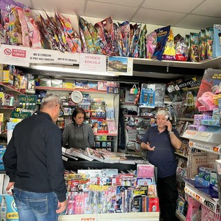 Tentata rapina a Borghetto, aggredito l'edicolante Massimo Alessi: “Tutto in pochi attimi: ho reagito, è scappato”