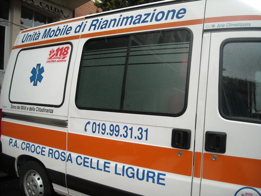 Varazze: crolla scalone, 3 feriti leggeri all&amp;#039;Hotel Ast