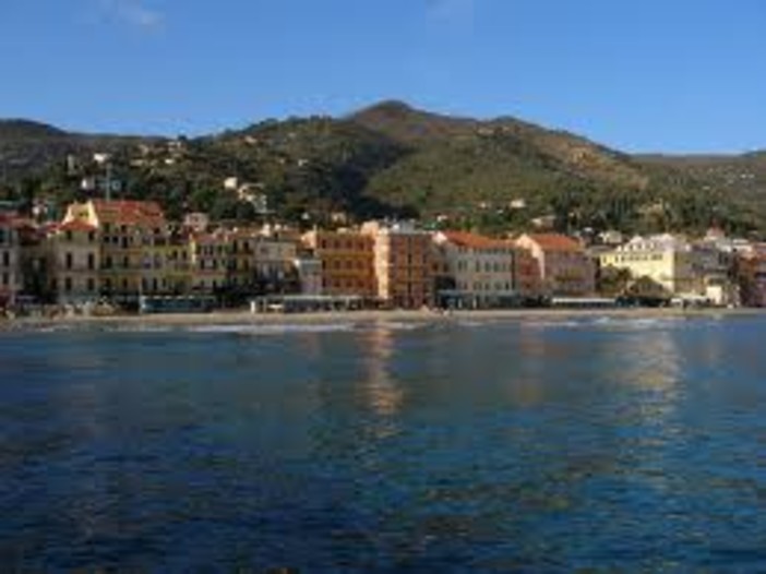 Nasce ad Alassio "L'Arte delle donne"