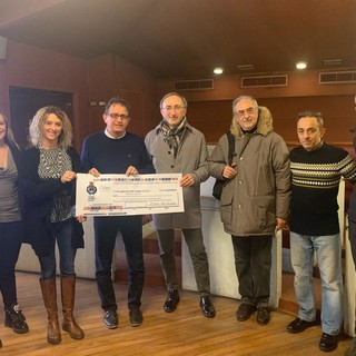 Cairo, il ricavato delle palline "Art’è Natale" devoluto alla Caritas parrocchiale (FOTO)