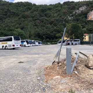 Finale Ligure, Fratelli d'Italia: "Un fallimento il bus legato alla tourist card" (FOTO)