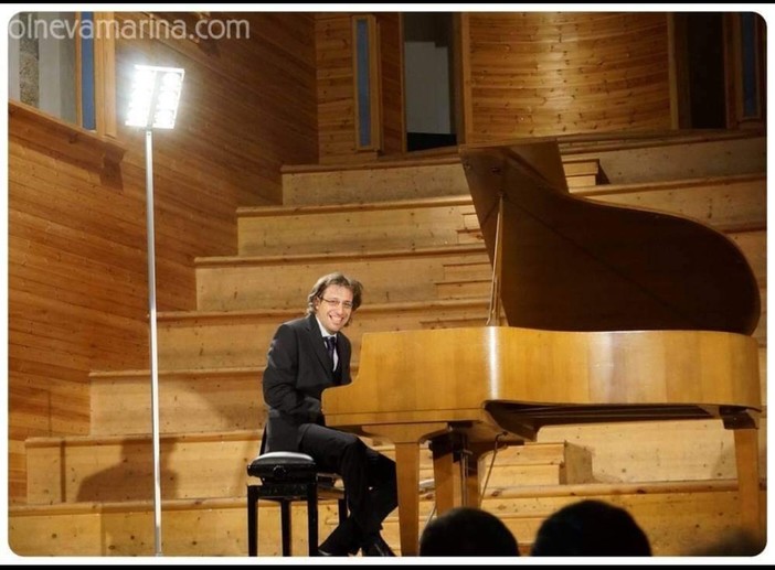 Finale, torna sul palco il maestro Alberto Luppi Musso coi suoi "luppini finalesi" per due importanti novità