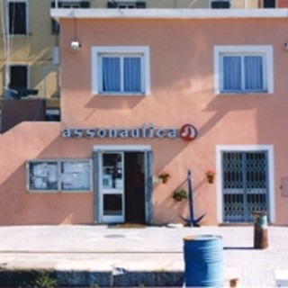 Savona: Assonautica propone un breve corso di meteorologia e navigazione