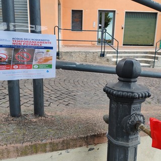 Borgio Verezzi, arrivano le botti con acqua potabile: tre punti di distribuzione Borgio Verezzi, arrivano le botti con acqua potabile: tre punti di distribuzione