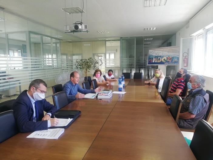 Andora vara gli aiuti per gli operatori del porto: riduzioni sui canoni d'affitto delle cale e sulle tariffe dei servizi portuali Andora vara gli aiuti per gli operatori del porto: riduzioni sui canoni d'affitto delle cale e sulle tariffe dei servizi portuali